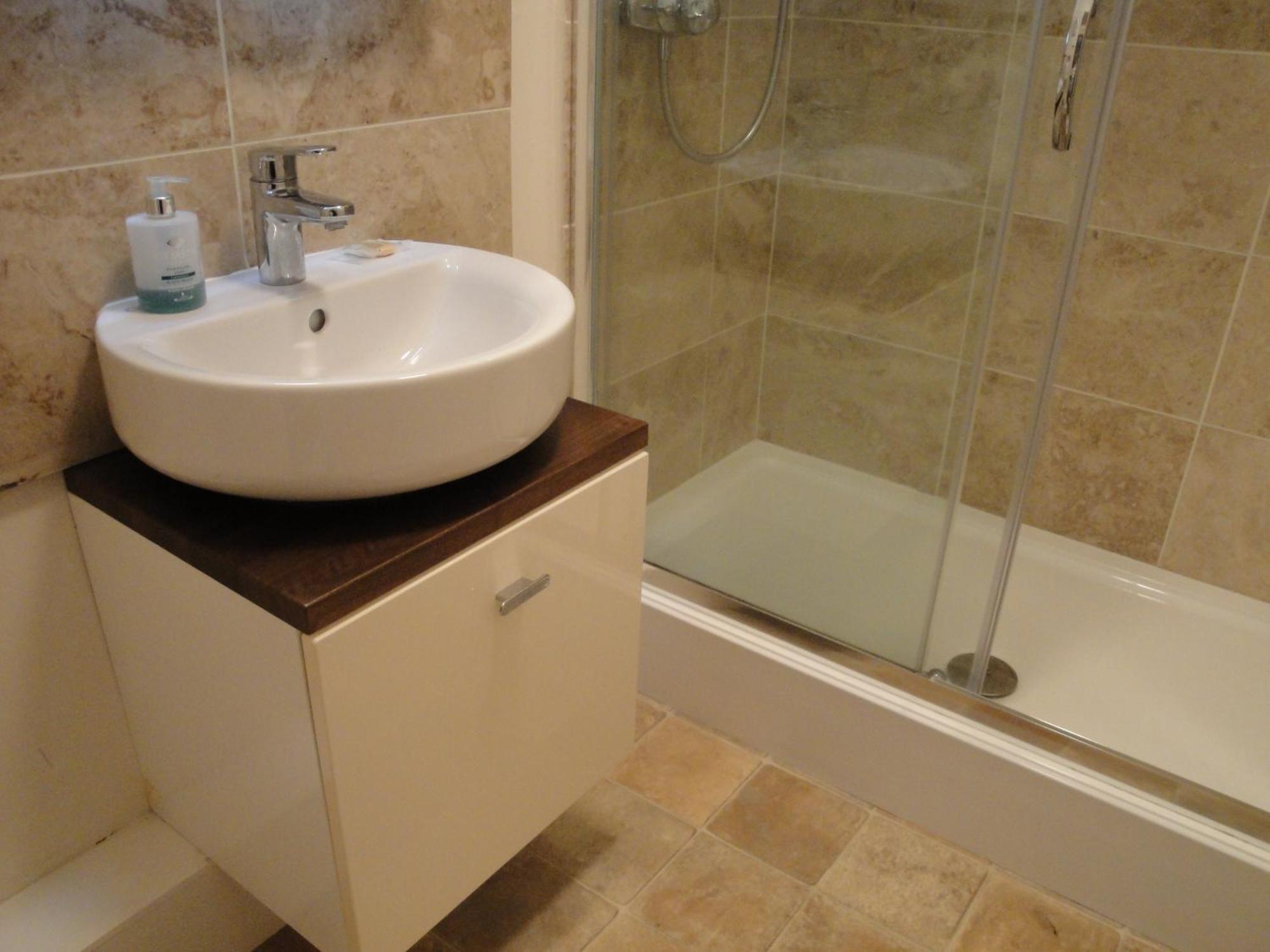 Cary Fitzpaine House 4*